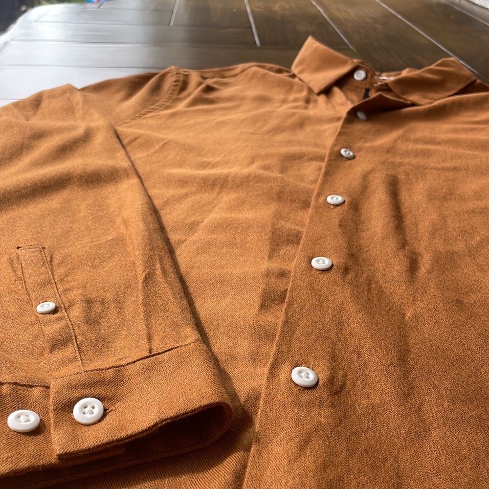 MEN’S /artifact/ button up - NEW w/o tags